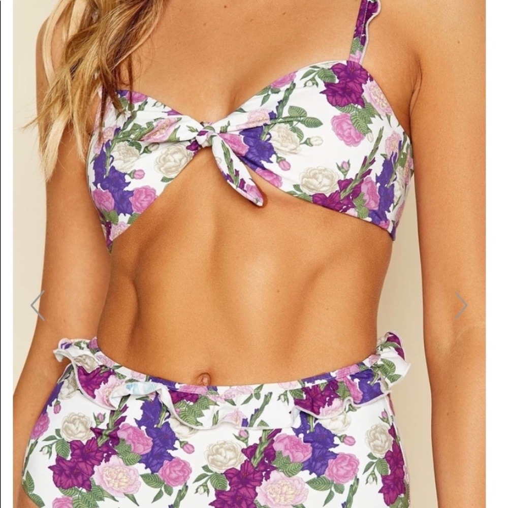 Dippin Daisy’s bikini top